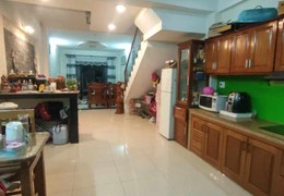 Nhà Trường Chinh Quốc Lộ, sau Mặt Tiền, ôtô thông, 95m2, 3 tầng đẹp