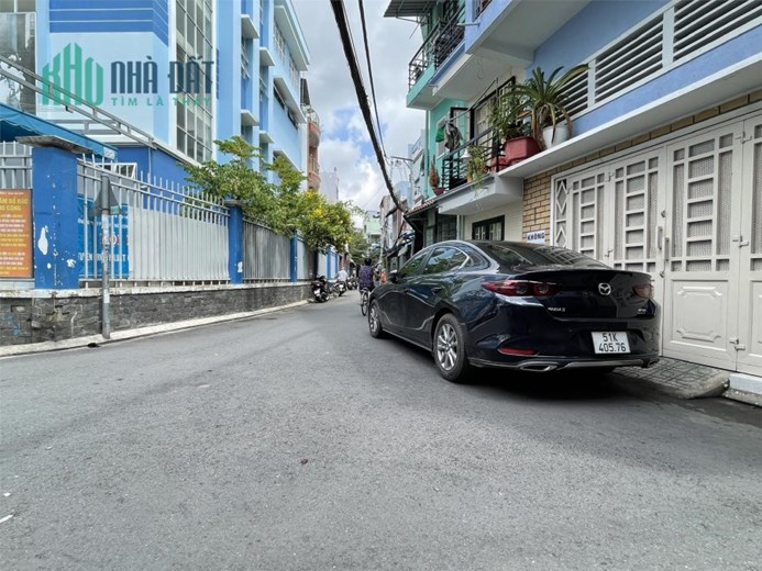 RẺ BẤT NGỜ - NHÀ HẺM XE HƠI TRÁNH PHẠM VĂN HAI TÂN BÌNH- 32M2 - NGANG LỚN 6.5m- 3 TẦNG - CHỈ 4 TỶ xx