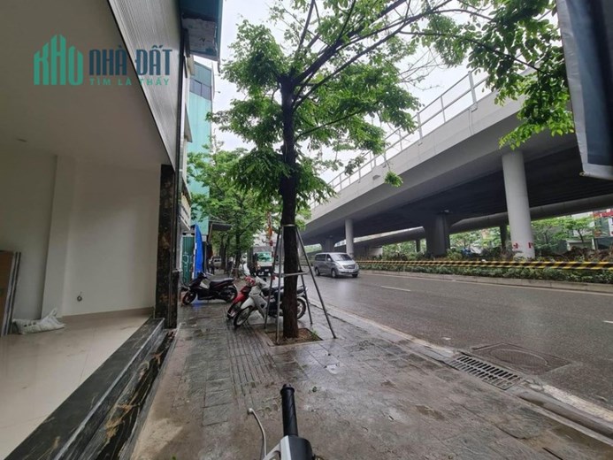 SIÊU PHẨM MẶT PHỐ PHẠM VĂN ĐỒNG 195M2, HÈ 5M, 2 THOÁNG, KINH DOANH ĐẮC ĐỊA, 27.3 TỶ.