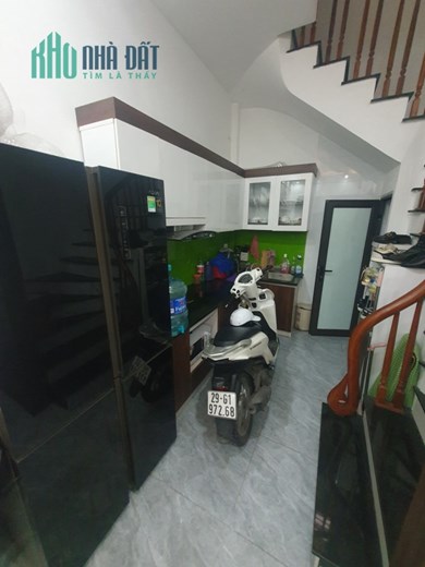 Chú ý kẻo lỡ , bán nhà Thanh Nhàn , 51m2 , chỉ 3,6 tỷ , 60m ra đường lớn , gần chợ Mơ