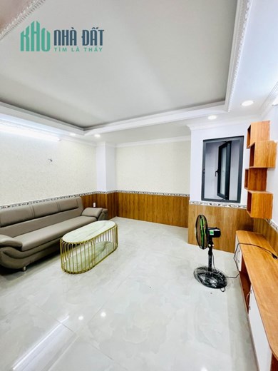 Phan Huy Ích  5 tầng  6.15 tỷ nhà mới vuông vức