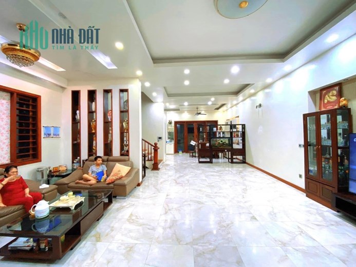 ĐI ĐÂU NỮA!!! Biệt phủ giữa lòng Mỹ Đình, 200m2  Chỉ Nhỉnh 40 Tỷ