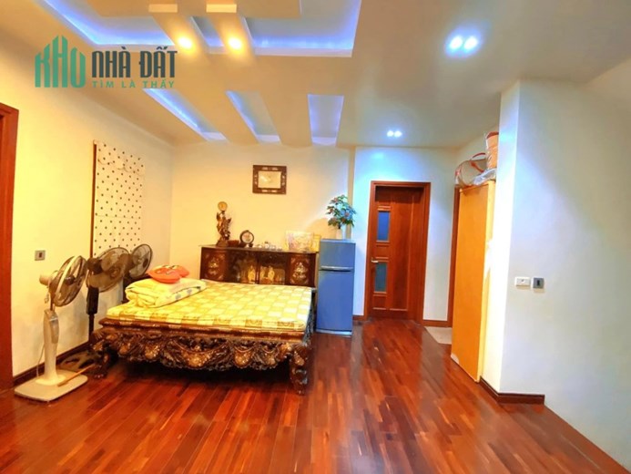 ĐI ĐÂU NỮA!!! Biệt phủ giữa lòng Mỹ Đình, 200m2  Chỉ Nhỉnh 40 Tỷ