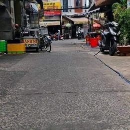 Khu vực kinh doanh SUNG nhất đường Đồng Đen Tân Bình
Hẻm container