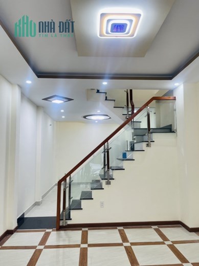 chợ sơn kỳ tân phú 60m2 4 tỷ 1 trệt 1 lầu 3 phòng ngủ