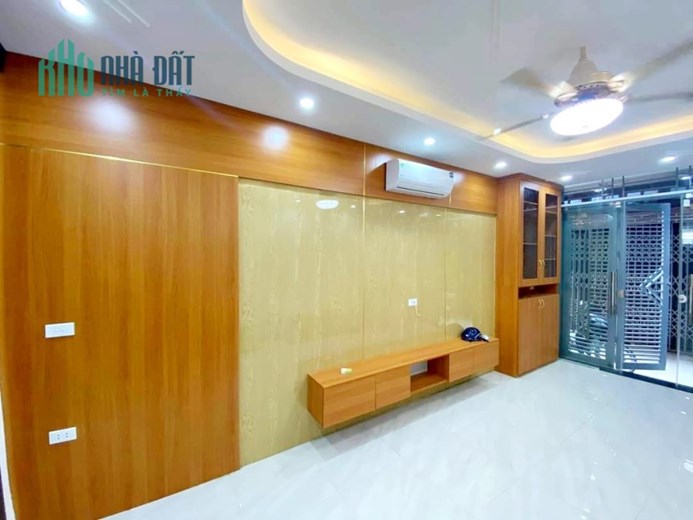 Bán nhà phố Nguyễn Trãi 37 mét 4 tầng 3 tỷ 150tr