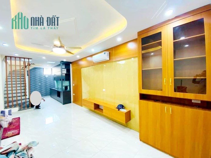 Bán nhà phố Nguyễn Trãi 37 mét 4 tầng 3 tỷ 150tr