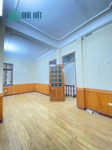 Bán nhà ngõ 106 Hoàng Quốc Việt, Cầu Giấy, 58m2, 4 tầng, gara ô tô, phân lô, giá 11.8 tỷ