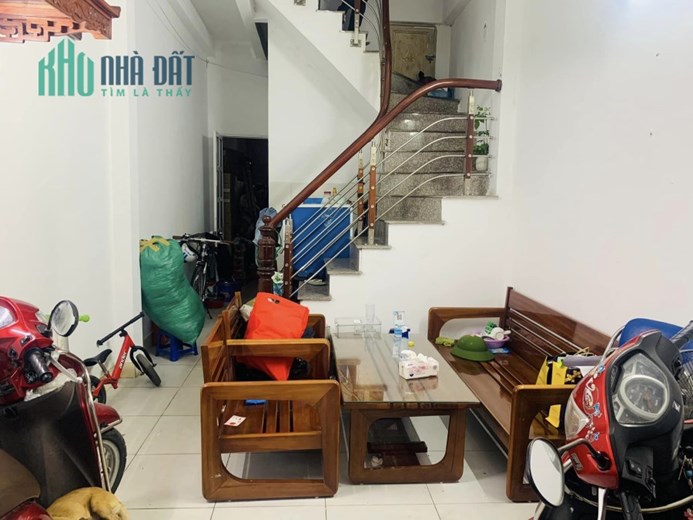 Bán nhà mặt phố Âu Cơ, quận Tây Hồ. Diện tích 470m² nhà trong đê giá 159 tỷ (340tr/m²). Có Thương