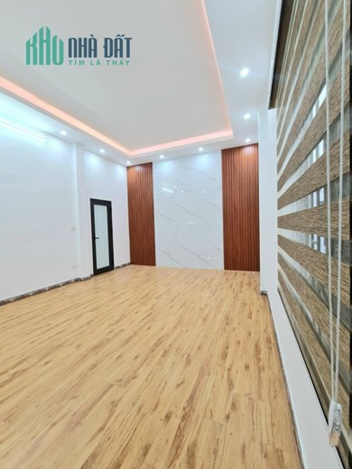 Bán biệt thự 137m2 phố Nghi Tàm, Tây Hồ Gara 2 Ô tô Kinh doanh tốt 17.5 Tỷ