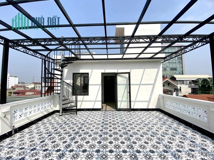 Bán ngôi nhà 137m2 phố Nghi Tàm, Tây Hồ Gara Ô tô Kinh doanh 17.3 Tỷ