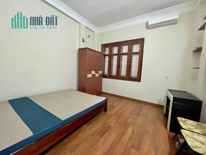 Bán căn nhà 44m2 phố Chủ tự xây 5 ngủ Ô tô tránh 10m 4.4 Tỷ