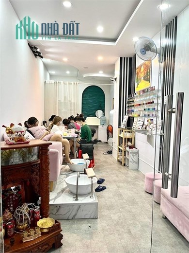 Sang nhượng Spa Nail, quận Tân Phú.
