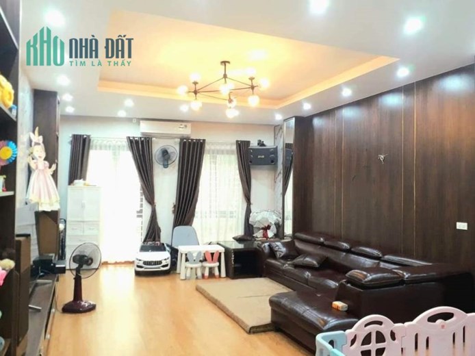 Ngộp bank bán gấp nhà mặt phố Bạch Mai sầm uất gần Phố Huế 120m2 chỉ 25.89 tỷ. LH 0989.62.6116