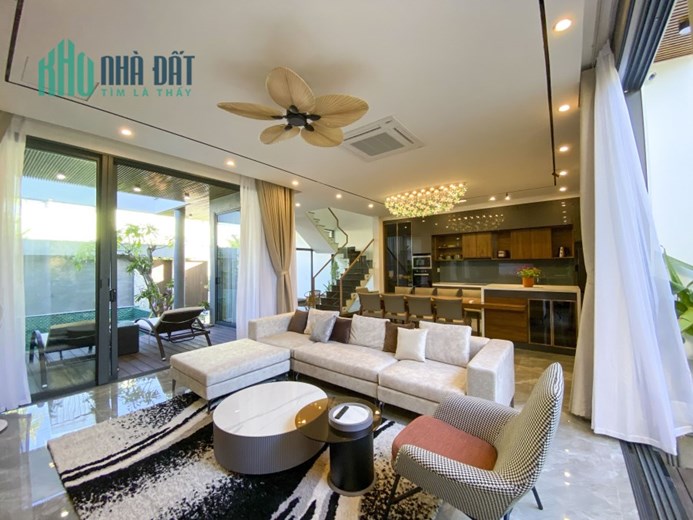 Bán tòa căn hộ 6 tầng siêu đẹp mặt tiền đường Lý Nhật Quang(10,5m) Q. Sơn Trà. DT 15m x 25m. Giá rẻ