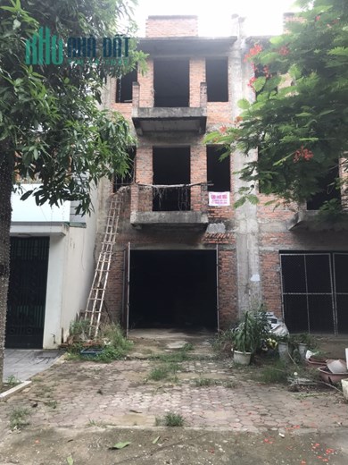 Chính chủ cho thuê căn nhà 3 tầng tại Lô 33 LK20 khu ĐTM Đông Sơn - Phường An Hưng - TP Thanh Hoá.