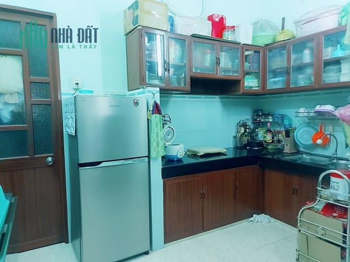 1 đời chủ gửi bán Mặt tiền Phan Chu Trinh - Luỹ Bán Bích, DT: 4x18m, 2 T -3PN, 9.5 tỷ.