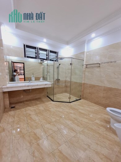 VÕNG THỊ Ô TÔ ,LÔ GÓC , GẦN HỒ TÂY 69 M 6 TẦNG 11.0TỶ