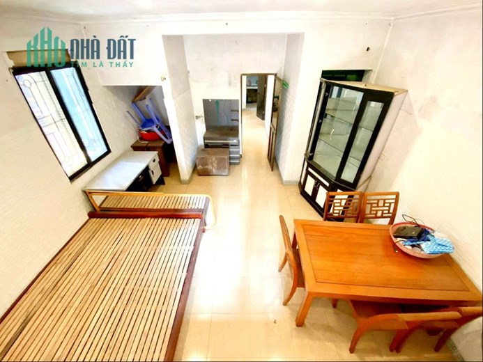 Bán căn tập thể Đông Ngạc- Bắc Từ Liêm 40/60m2 Sổ đỏ chính chủ 800 triệu