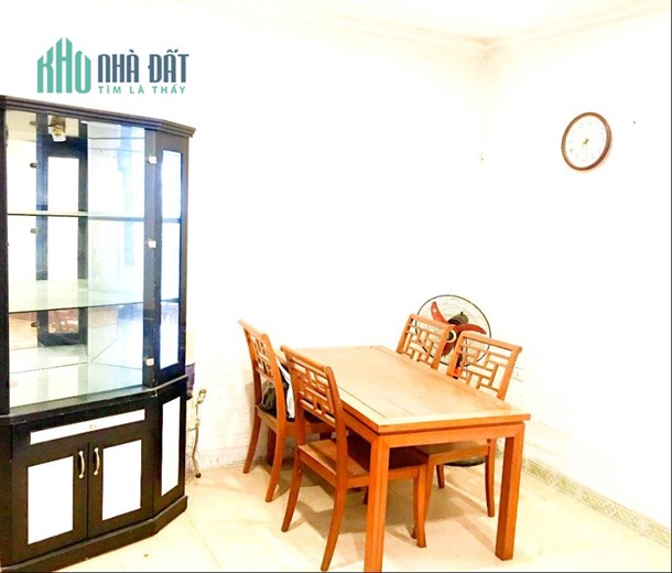 Bán căn tập thể Đông Ngạc- Bắc Từ Liêm 40/60m2 Sổ đỏ chính chủ 800 triệu