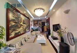 Cần Bán Ngôi Nhà Phố Quán Thánh giá 11.9 tỷ, 35m2, xây 5 tầng, Oto đỗ