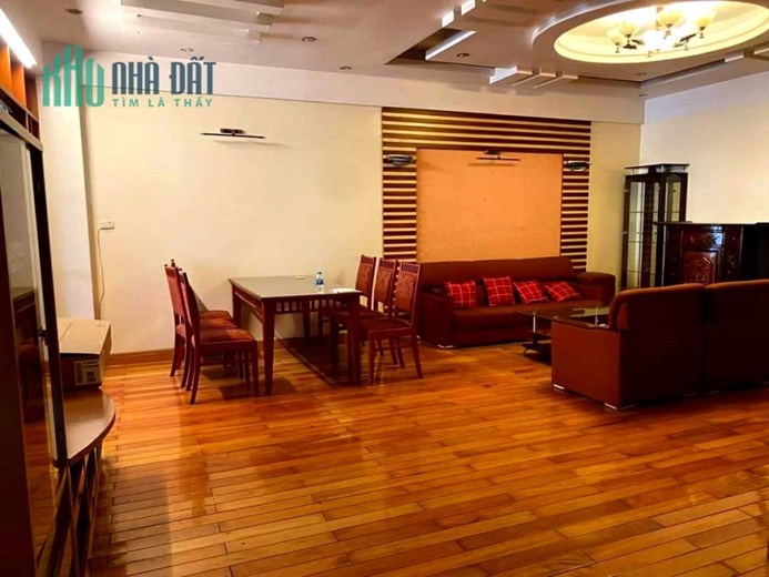 Bán CC Dương Đình Nghệ - Cầu Giấy, 122 m2, 3 ngủ, 3 vệ sinh, đủ đồ về ở luôn