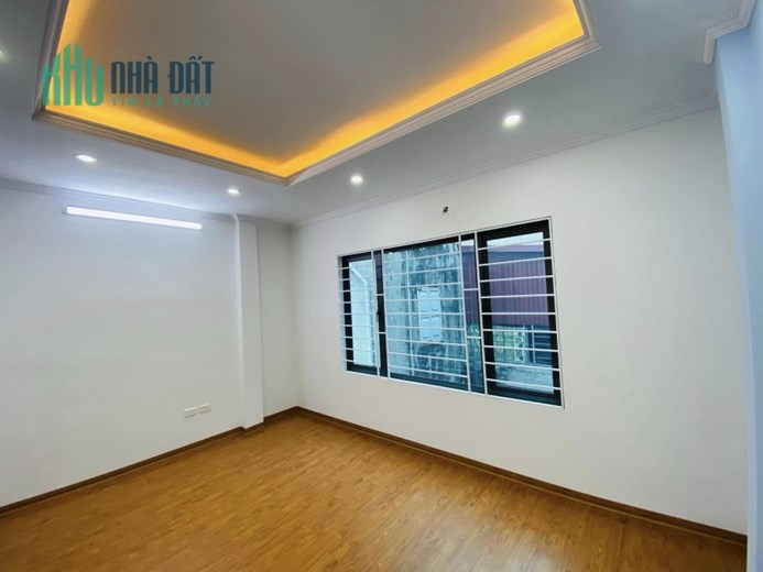 Ngõ nông thẳng, dân trí cao, bán nhà Xã Đàn