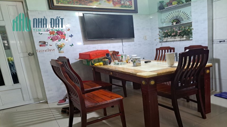 Bán nhà M.Tiền thạnh lộc Phường thạnh lộc quận 12, ngan lớn 8m, Đường 6M, giá giảm sâu 5.55 tỷ