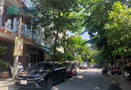 Bán nhà 2 tầng mặt tiền gần biển Phạm Văn Đồng Quận Sơn Trà Đà Nẵng Giá chỉ 5,X tỷ