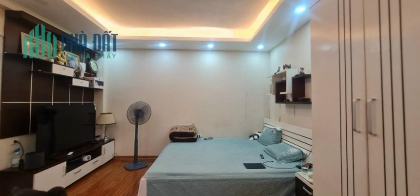 BÁN GẤP NHÀ CỰC ĐẸP NGUYỄN KHÁNH TOÀN, 2 THOÁNG, NỞ HẬU, GẦN ÔTÔ, 50M2 CHỈ NHỈNH 6TỶ