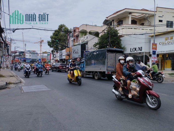 Cần bán Nhà 4 Tầng Mặt tiền đường Võ Văn Ngân, P. Linh Chiểu, Diện tích 240m², Giá 49.8 Tỷ