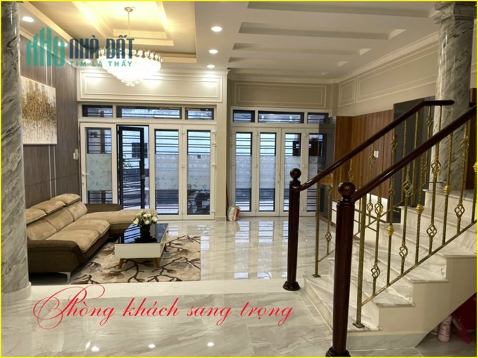 Cần bán rẻ nhà xinh 6.4 x 18m 1 trệt 3 lầu trung tâm Q1 TP.HCM