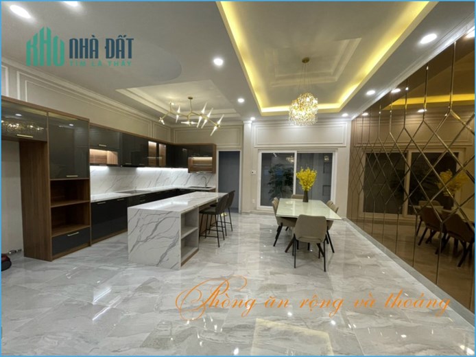 Cần bán rẻ nhà xinh 6.4 x 18m 1 trệt 3 lầu trung tâm Q1 TP.HCM