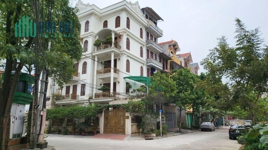 (HIẾM) SIÊU PHẨM BIỆT THỰ SÂN VƯỜN PHỐ ĐỘI CẤN 175M2, 5T, MT 10M, 3 THOÁNG, 36,5 TỶ.
