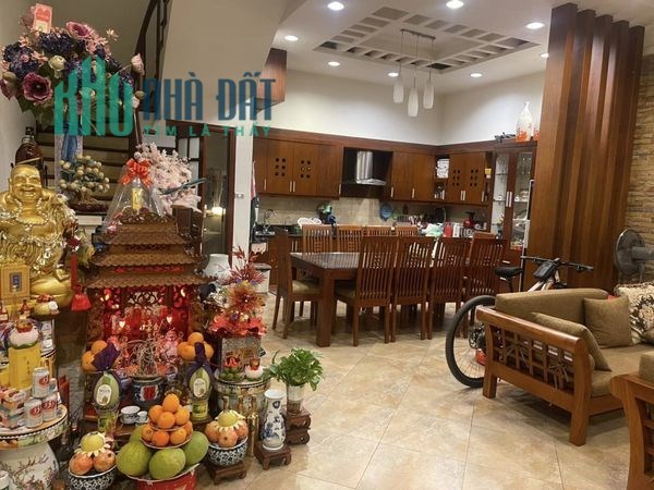 Bán nhà 57m2 phố Tứ Liên, Tây Hồ Thang máy nhập 6 phòng ngủ 2 Ô tô phi 10m 6.1 Tỷ