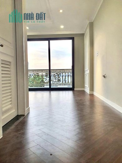 Bán ngôi nhà 57m2 phố Tứ Liên, Tây Hồ Thang máy 6 phòng ngõ Ô tô tránh 10m 6.4 Tỷ