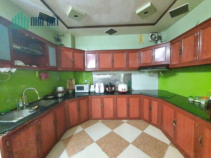 BÁN NHÀ 100M2 X 6 TẦNG - VŨ NGỌC PHAN - LÁNG HẠ - VỪA Ở YÊN TĨNH VỪA CHO THUÊ GẦN 50TR/THÁNG - CHỈ