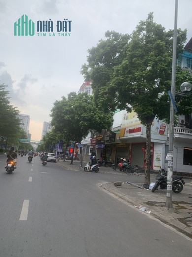 Bán nhà chính chủ Trung Kính Phân Lô-Kinh Doanh-Vỉa Hè-ÔTÔ 60 m2-15tỷ(thương lượng)