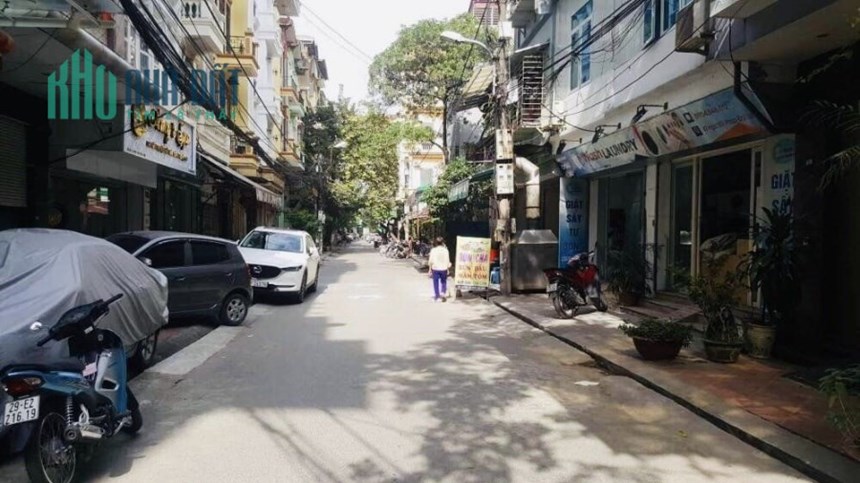 Mặt phố Pháo Đài Láng, 60m2, 5 tầng, 2 thoáng vĩnh viễn, kinh doanh tốt, 14.9 tỷ