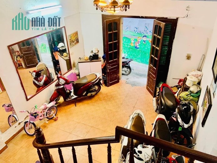 Bán nhà phố Nguyễn Khang, Cầu Giấy, 42m2, 5 tầng, lô góc, kinh doanh đỉnh, giá 6 tỷ