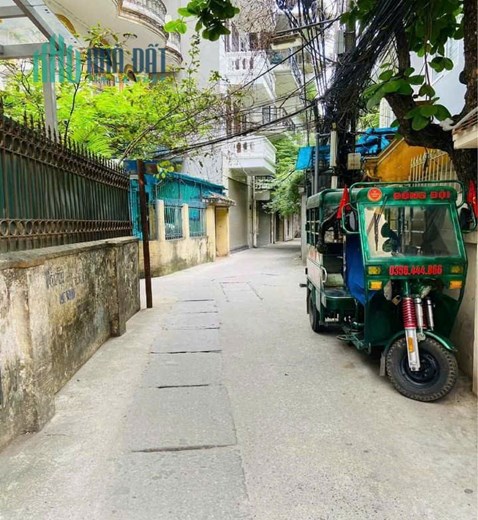 Bán thửa đất cực đẹp ở Đội Cấn, quận Ba Đình, ba gác tránh, ô tô t tạ đỗ cửa, chỉ 4.35 tỷ