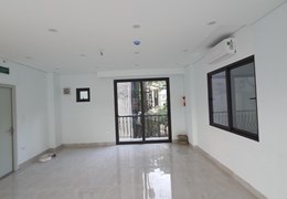CHO THUÊ - MẶT PHỐ HUỲNH THÚC KHÁNG KÉO DÀI - 60M2 X 6 TẦNG - MT 9M - THÔNG SÀN THANG MÁY - VỈA HÈ