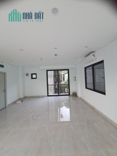 CHO THUÊ - MẶT PHỐ HUỲNH THÚC KHÁNG KÉO DÀI - 60M2 X 6 TẦNG - MT 9M - THÔNG SÀN THANG MÁY - VỈA HÈ