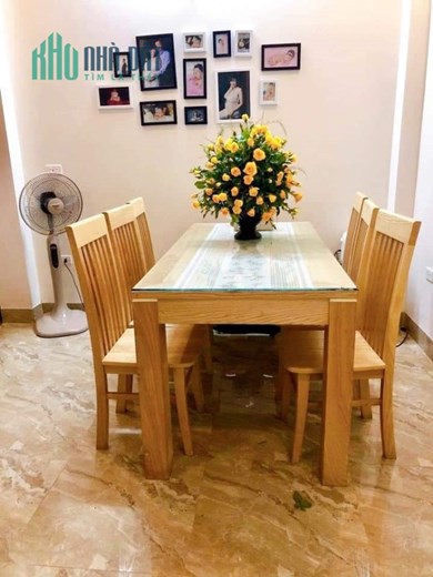 Nhà đẹp long lanh Pháo Đài Láng, quận Đống Đa, gần phố, chủ tặng full nội thất, chỉ 6.7 tỷ