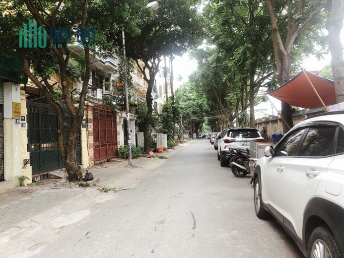 BÁN NHÀ PHÂN LÔ TRUNG HÒA 100M - 5 TẦNG - MT GẦN 5M - Ô TÔ TRÁNH - VỈA HÈ- KD-MẶT PHỐ
