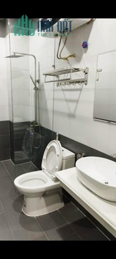 Bán nhà xây mới ngõ 411 Thiên Lôi, diện tích 48m 4 tầng, GIÁ 2.85 tỉ ngay cạnh AEON