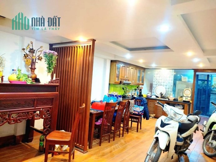 CC bán nhà Rẻ 30% Phố NGUYỄN ĐỨC CẢNH 4 tầng 45m2, View Trường học. Chỉ 3.88 tỷ