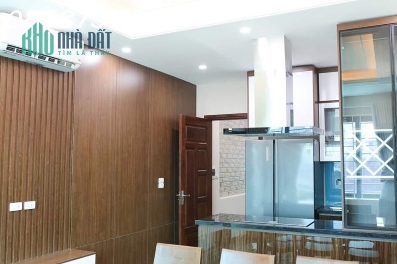 Hào Nam Đống Đa Phân lô gara ô tô 57mx5T, mt 4m giá 11.2 tỷ. LH 0858751186