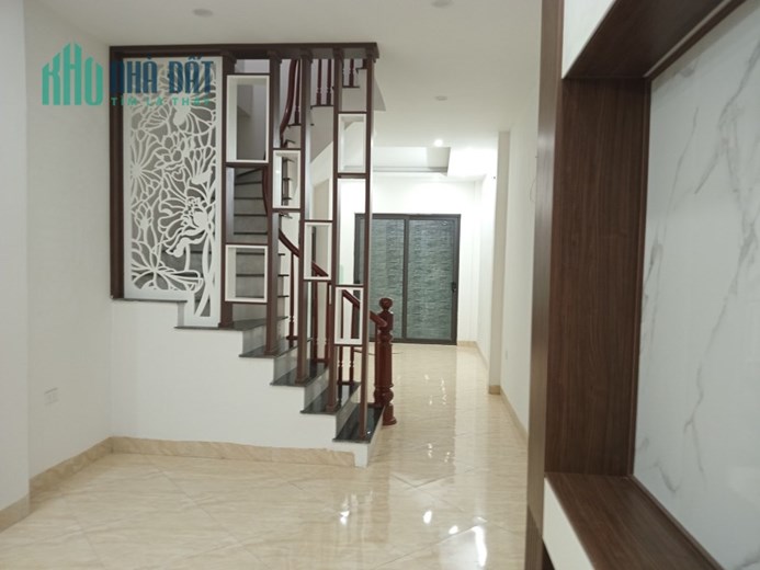 Chớp thời cơ NGAY , Bán nhà Minh Khai , 42m2 , chỉ 3,4 tỷ , mặt tiền 4,1m , gần ngã tư chợ Mơ