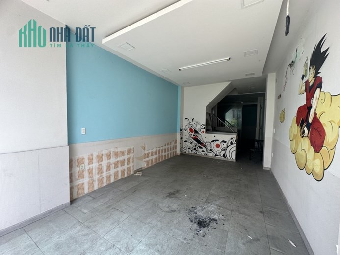 Bán Gấp nhà 29m2, Đường Phan Xích Long, Phường 1, Quận Phú Nhuận.